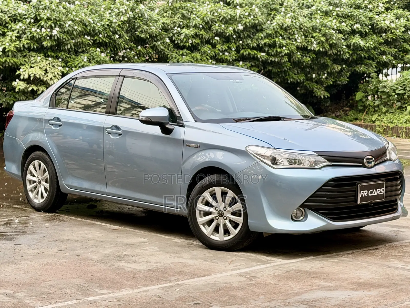 Toyota Axio 1.5 Hybrid Two-Wheel Drive 2016 Blue