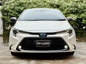 Toyota Corolla Touring WxB 2020 Pearl