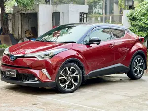 টয়োটা সি-এইচআর ২০১৮ লাল