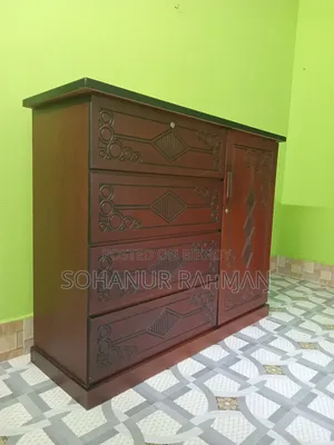ওয়্যার্ডব। প্রসেসিং উডের তৈরি। সম্পূর্ণ নতুন ব্যবহার করা হয়নি মাত্র ৫ মাস বয়স। কোথাও কোন সমস্যা নাই। লোকেশনে এসে দেখেশুনে নিতে পারবেন।আলোচনা সাপেক্ষে বিক্রয় করা হবে, ধন্যবাদ। মোবাইল নাম্বার : 01312533016