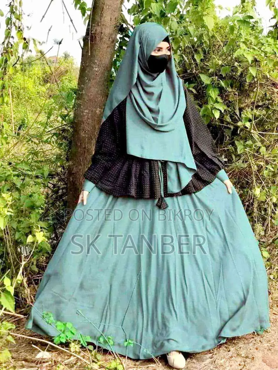 Ball Print Burqa