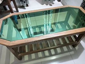 এই সোফাগুলো সেল করা হবে