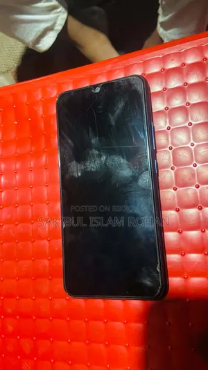 Vivo Y11 32 GB