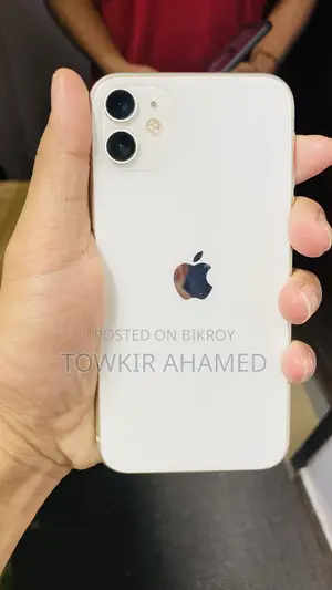অ্যাপল আইফোন ১১ ১২৮ জিবি সাদা