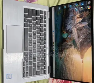 Laptop Dell Latitude 7400 2-in-1 8GB Intel Core i5 SSD 256GB