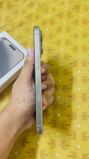 Apple iPhone 15 Pro Max 256 GB Gray
