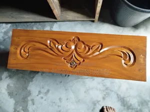 পুরাতন ড্রেশিন টেবিল বিক্রি