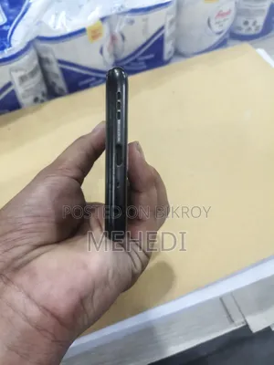 রিয়েলমি ৯আই ১২৮ জিবি কালো