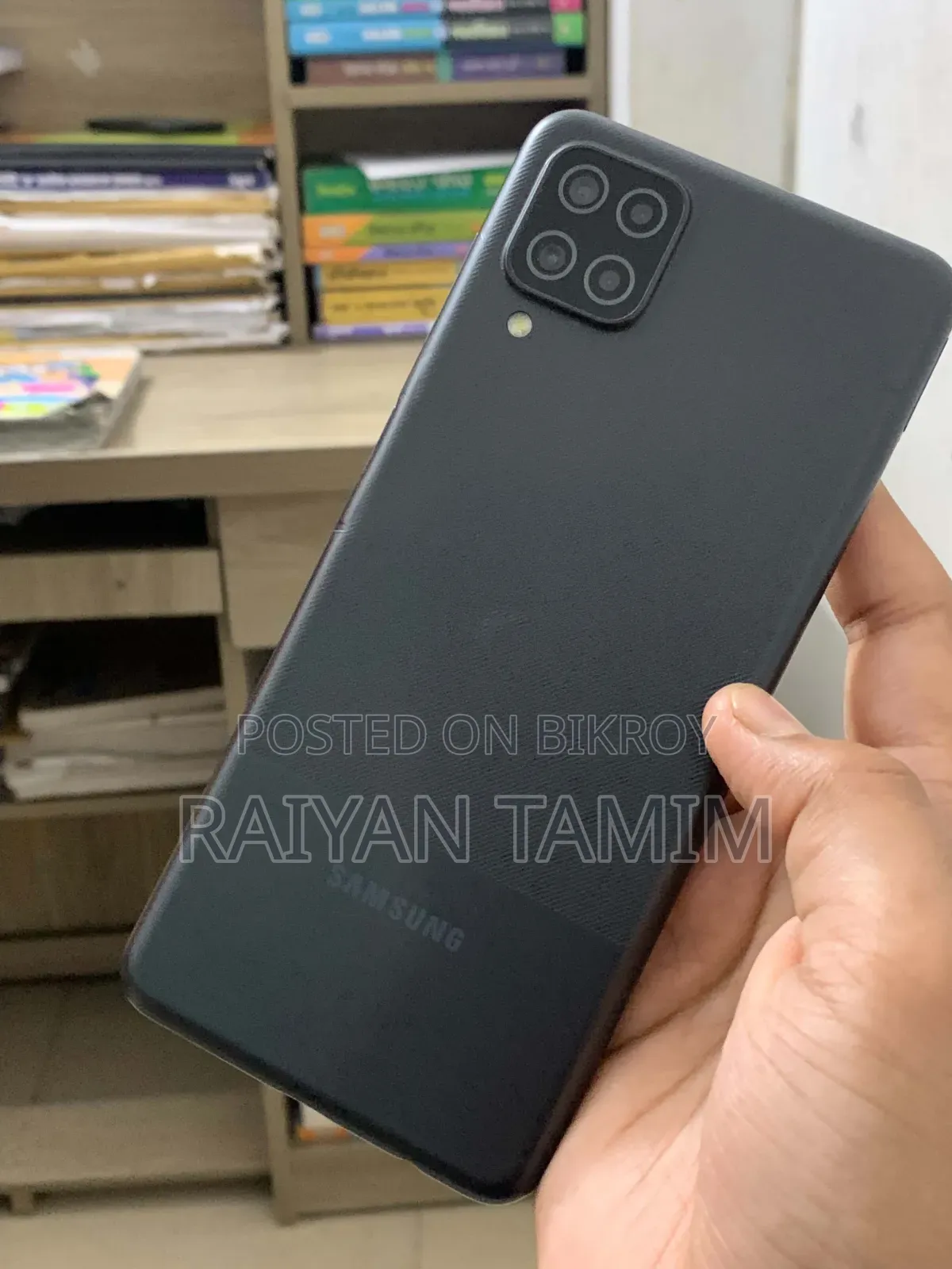 স্যামসাং গ্যালাক্সি এ১২ ৬৪ জিবি ব্ল্যাক
