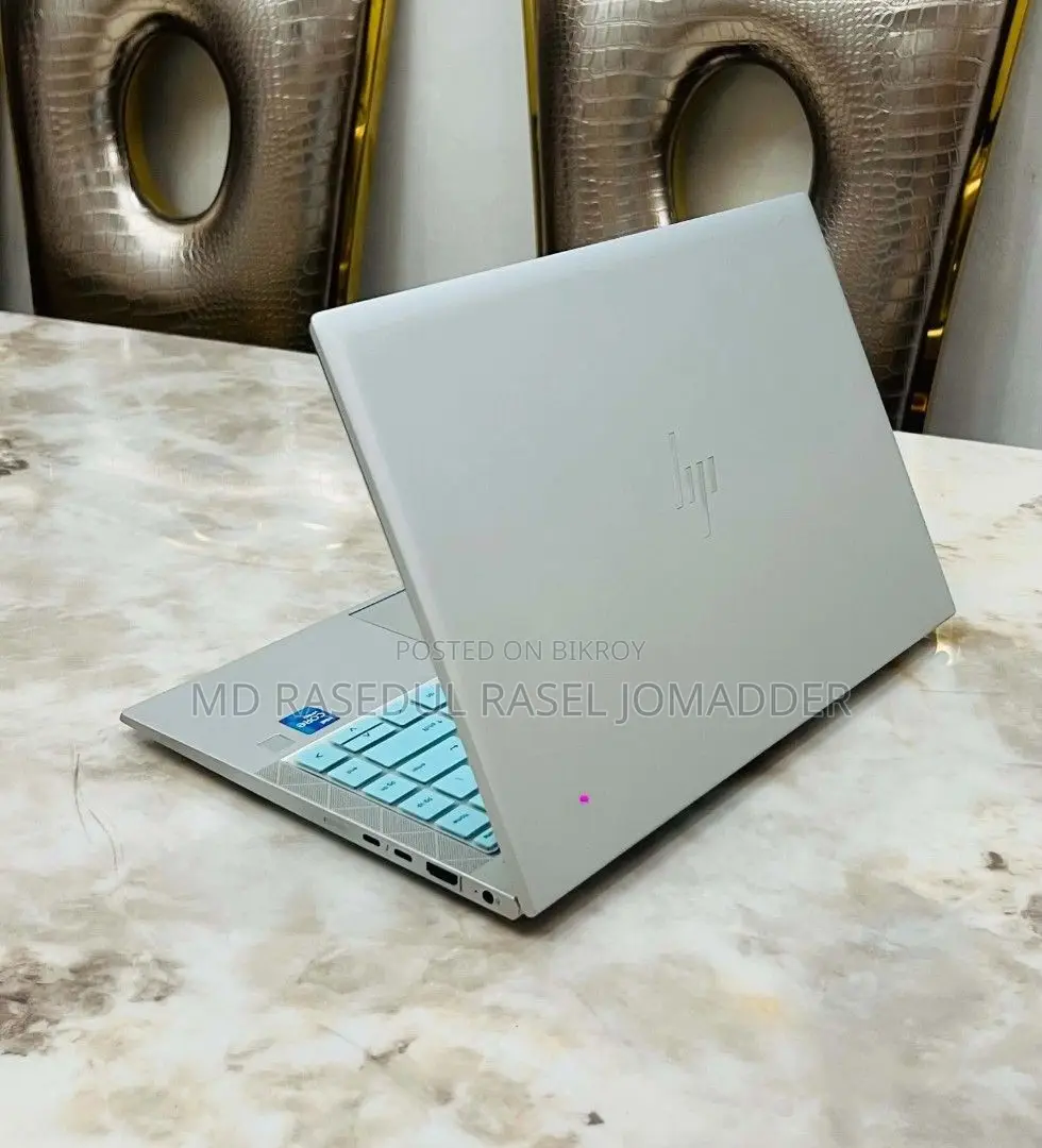 Laptop HP 3GB Intel SSD 256GB