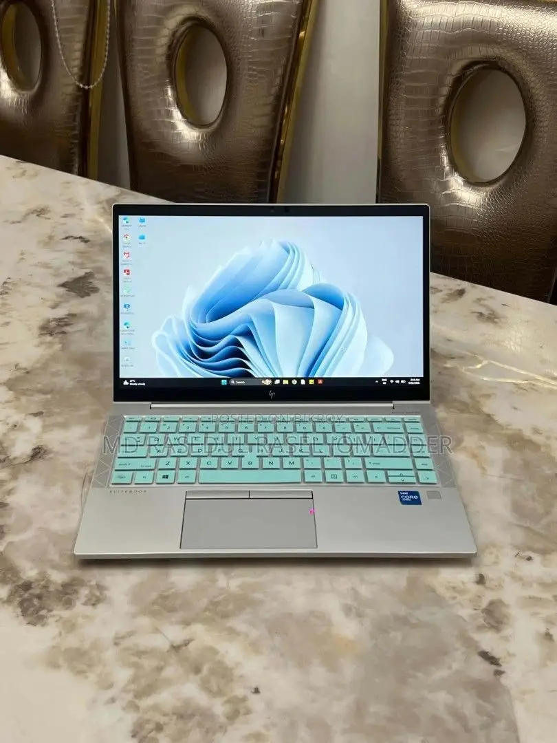 Laptop HP 3GB Intel SSD 256GB