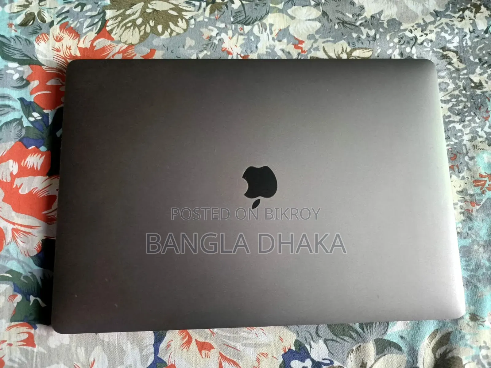Laptop Apple MacBook Pro 2017 16GB Intel Core i7 SSD 500GB