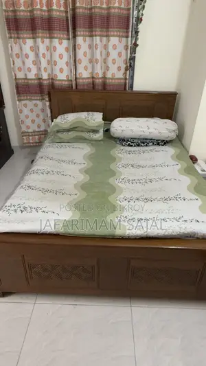 (কাঠের খাট) খাট বিক্রি হবে – ৫×৭ ফুট,