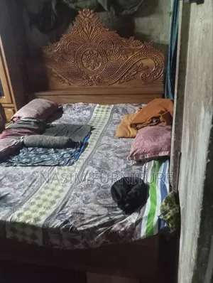 Old Palong Akashia Wood Bed