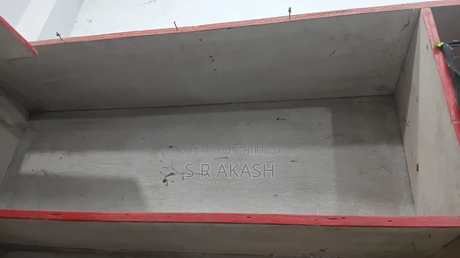 কাপড় রাখার রেক বিক্রয় হবে