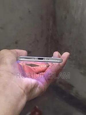 শাওমি সিভি ১এস ১২৮ জিবি