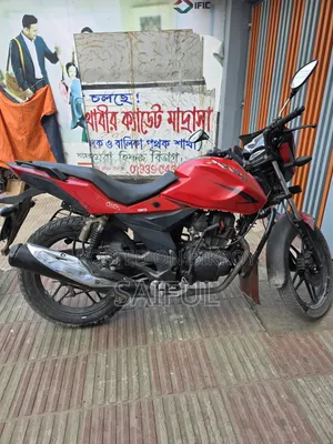 হিরো এক্সট্রিম ১৬০আর ২০১৫ রেড