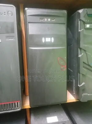 Desktop Computer 4GB Intel Core i5 HDD 500GB