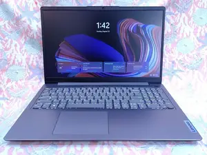 Laptop Lenovo 4GB Intel SSD 500GB