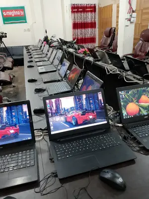 Laptop Lenovo 4GB Intel SSD 500GB