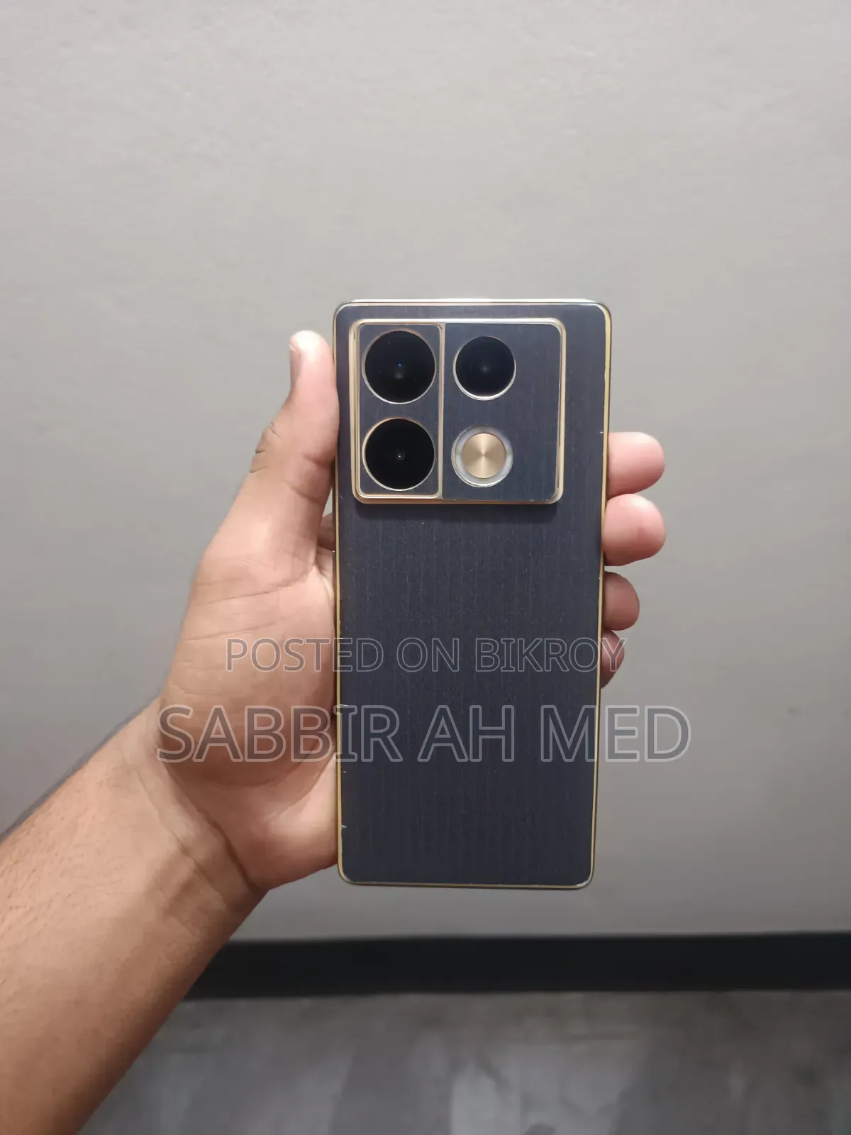 ইনফিনিক্স নোট ৪০ প্রো+ ২৫৬ জিবি গোল্ড
