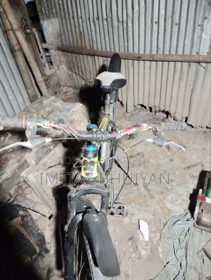Gear cycle to be sold urgently