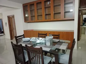 গুলশানের অনিক রিয়েল এস্টেটে ৩ বেডরুমের ফার্নিশড অ্যাপার্টমেন্ট ভাড়ার জন্য