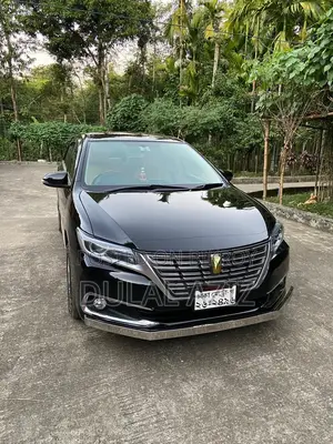 টয়োটা প্রমিও ২০১৫ কালো