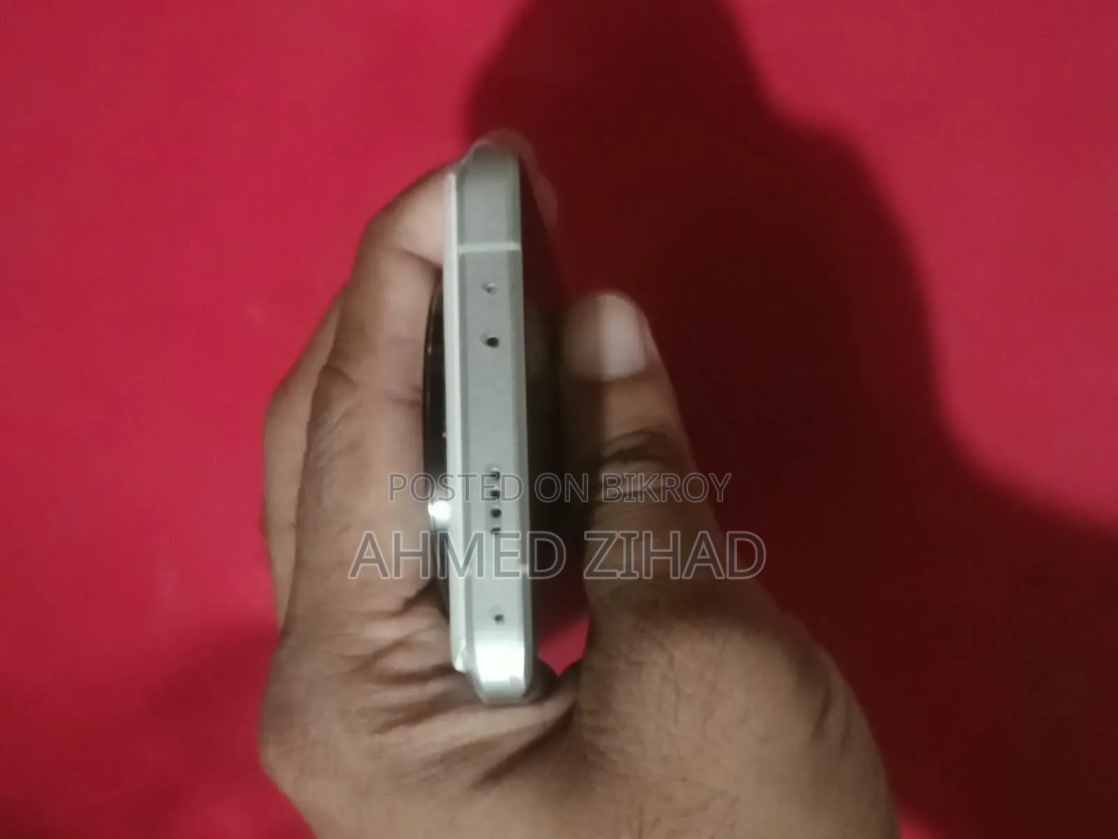 শাওমি ১৩ আল্ট্রা ২৫৬ জিবি হোয়াইট