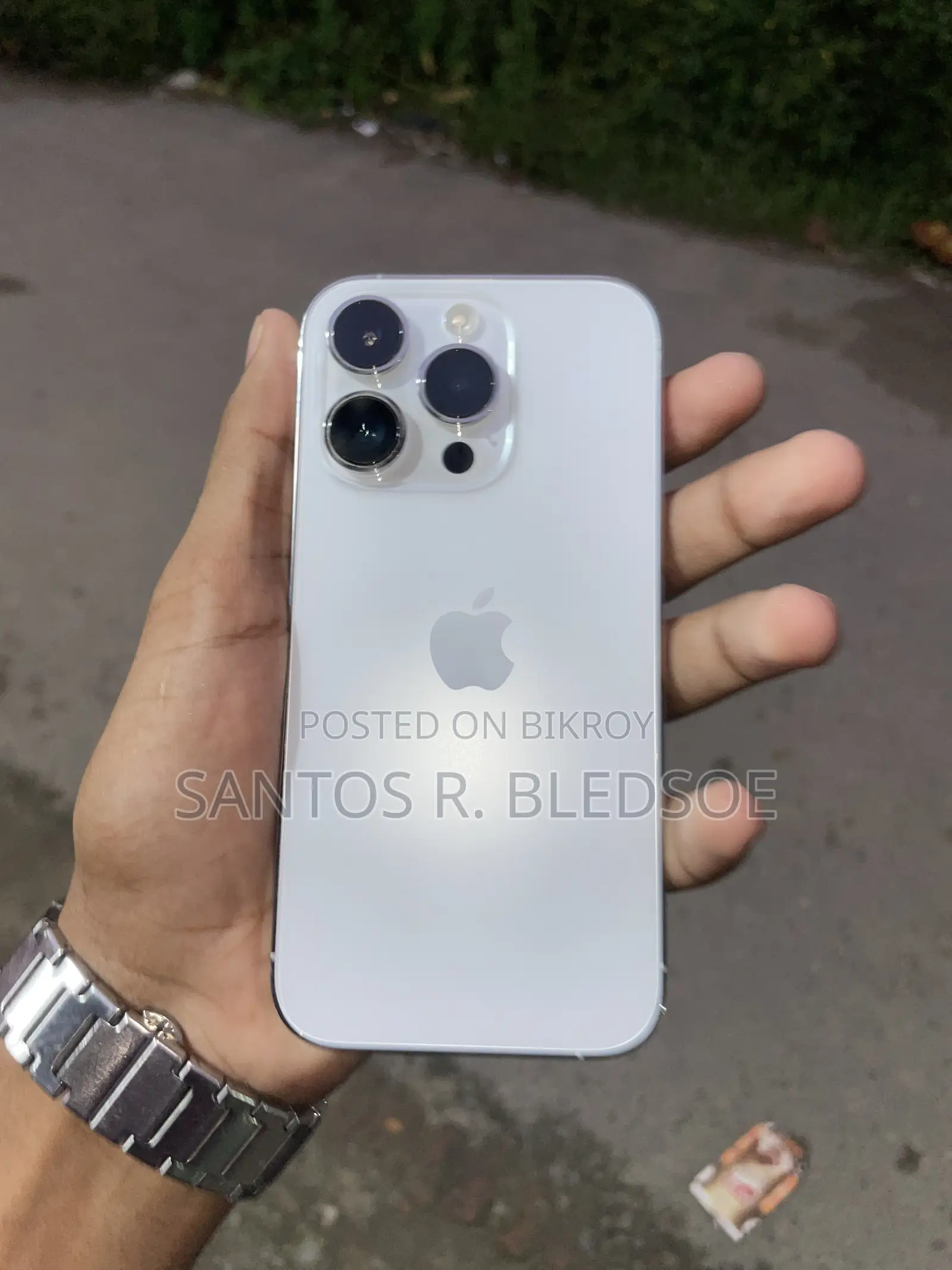 অ্যাপল আইফোন ১৪ প্রো ১২৮ জিবি সিলভার