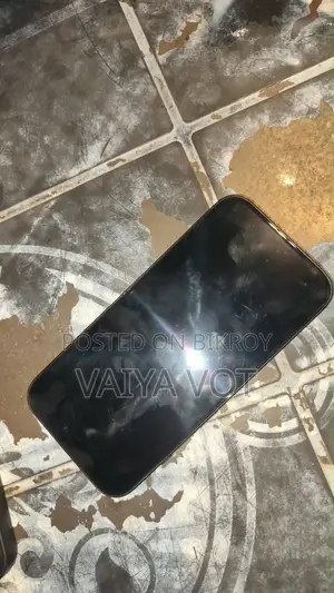 New Apple iPhone 15 128 GB Black