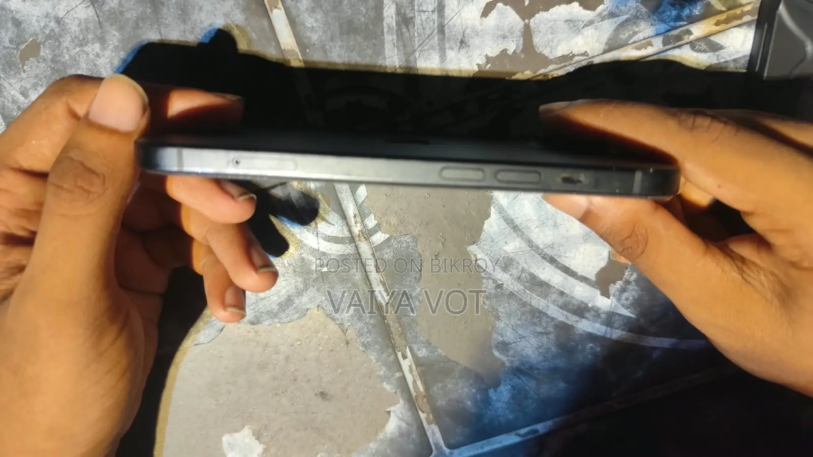 New Apple iPhone 15 128 GB Black