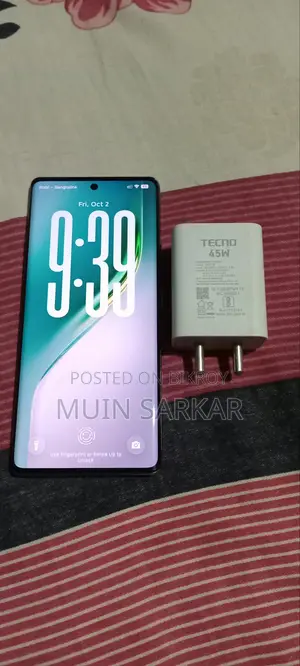 টেকনো ক্যামন ৪০ প্রো ৪জি ২৫৬ জিবি ব্লু