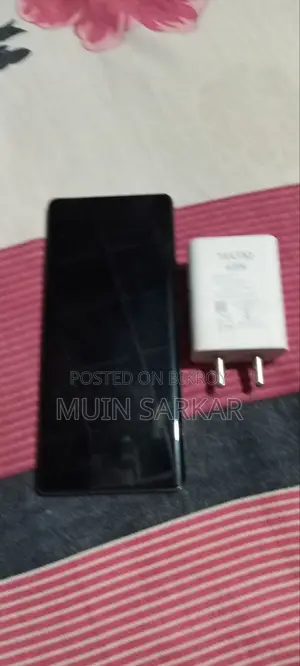 টেকনো ক্যামন ৪০ প্রো ৪জি ২৫৬ জিবি ব্লু