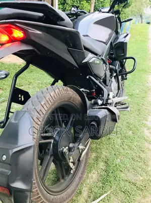 Hero Xtreme 125R 2026 Black