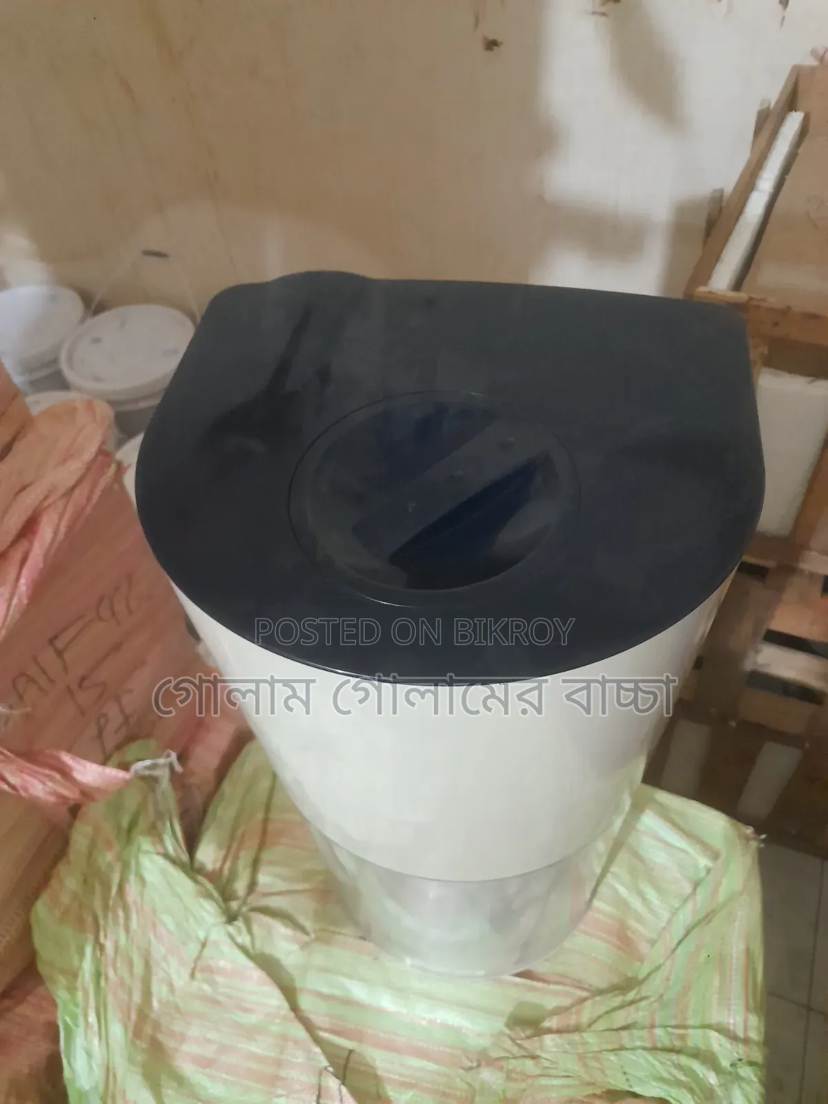 ফিল্টার ৩০০০ কিট লাগানো আছে।