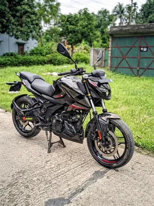 Bajaj Pulsar N160 2025 Black