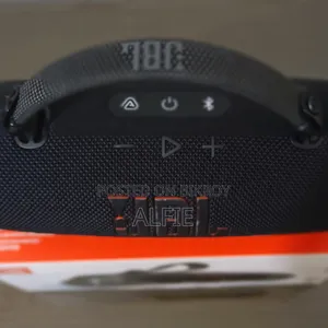 JBL Charge 6