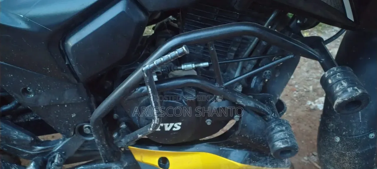 TVS Apache RTR 160 4V 2021 Black
