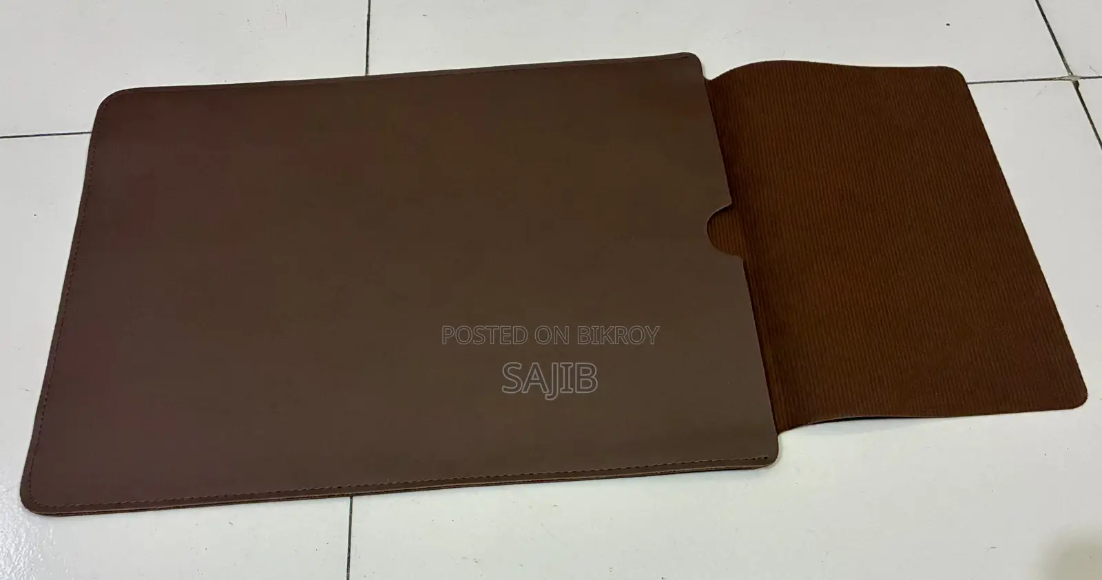 New Laptop Pouch Bag for Office Use