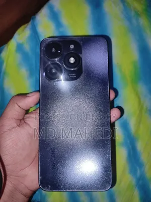 আইটেল ১৫৫৬ প্লাস ৮ জিবি ব্ল্যাক