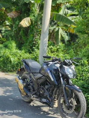 টিভিএস আপাচে ১৬০ ৪ভি ২০২৩ ব্ল্যাক