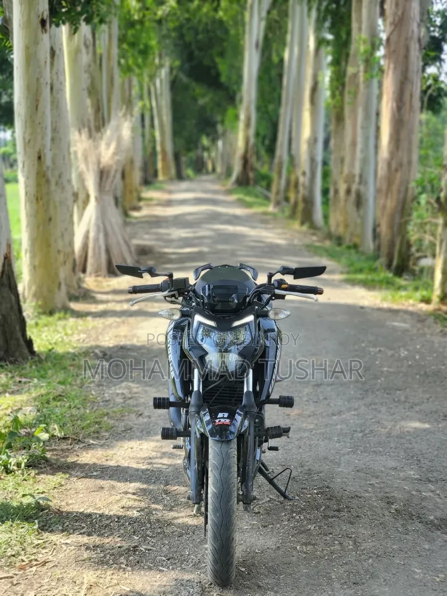 টিভিএস আপাচে ১৬০ ৪ভি ২০২৩ ব্ল্যাক