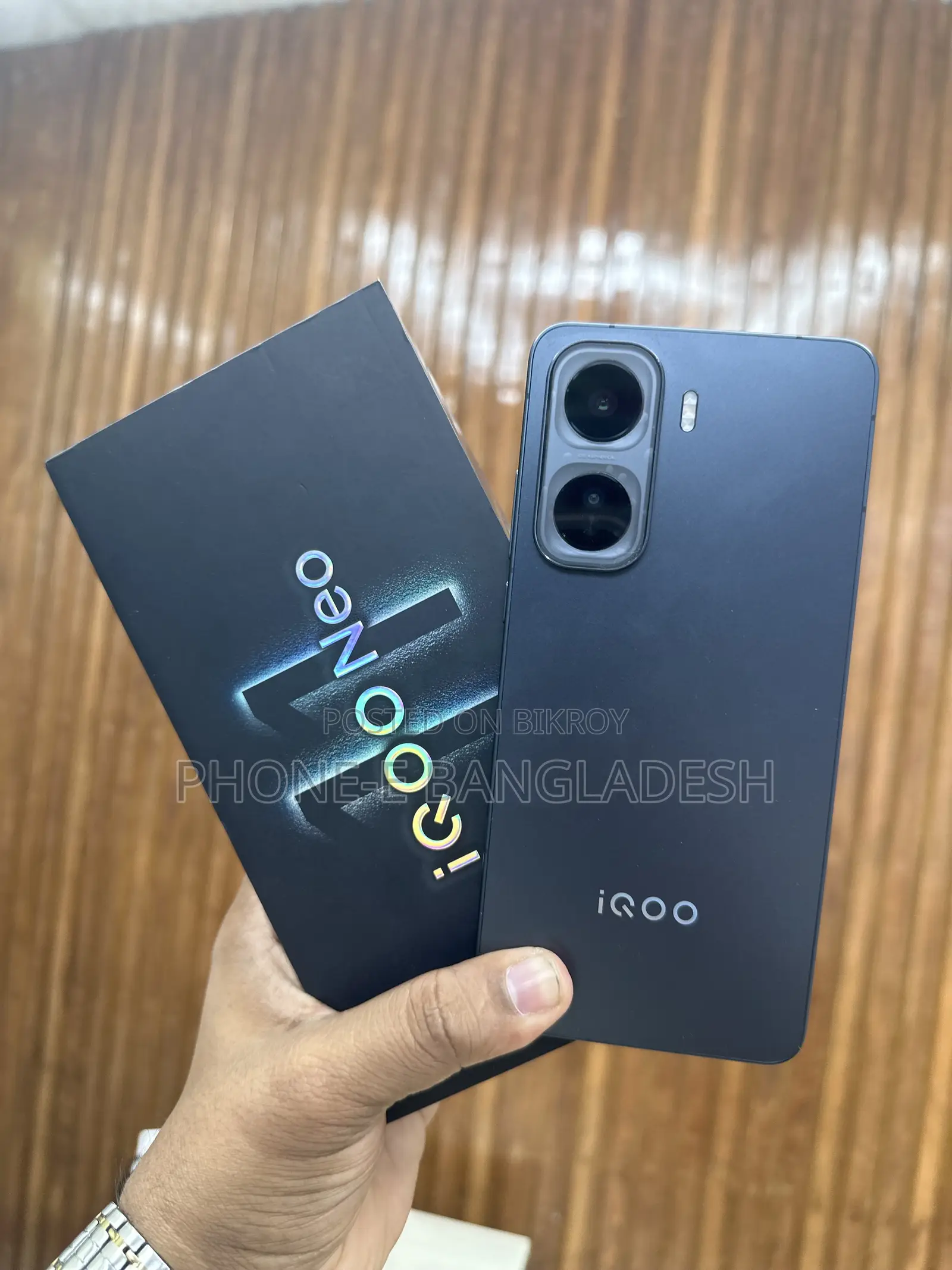 iQOO Neo11 256 GB Rose Gold