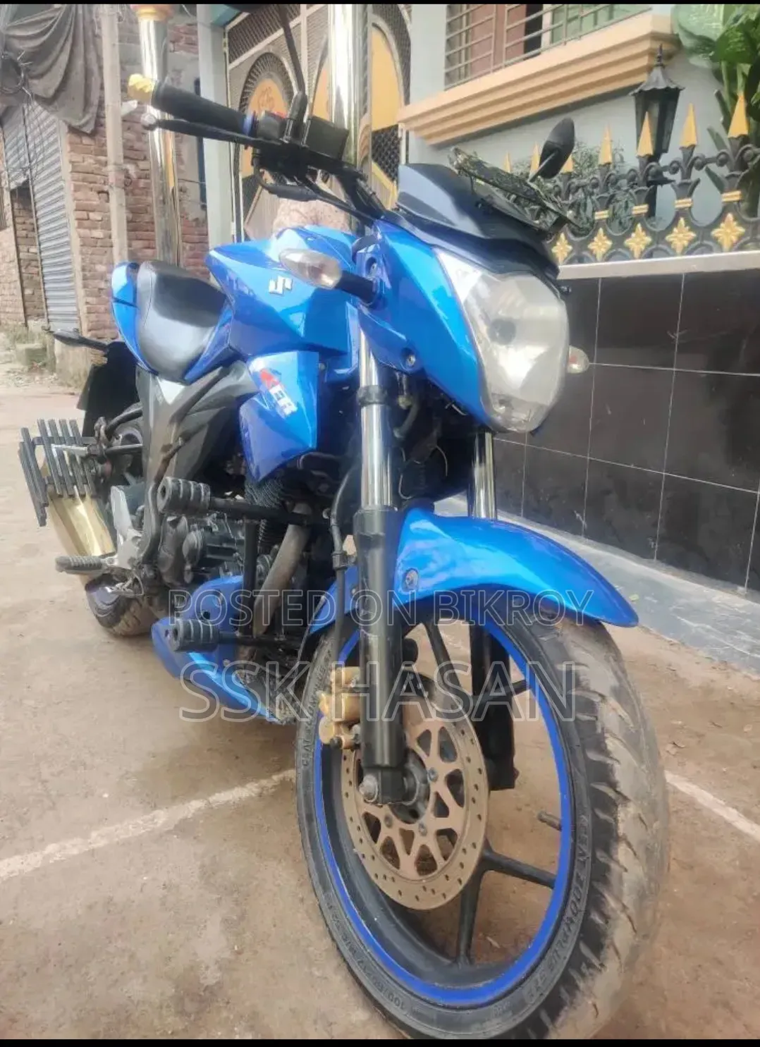 সুজুকি জিক্সার ২০২০ নীল