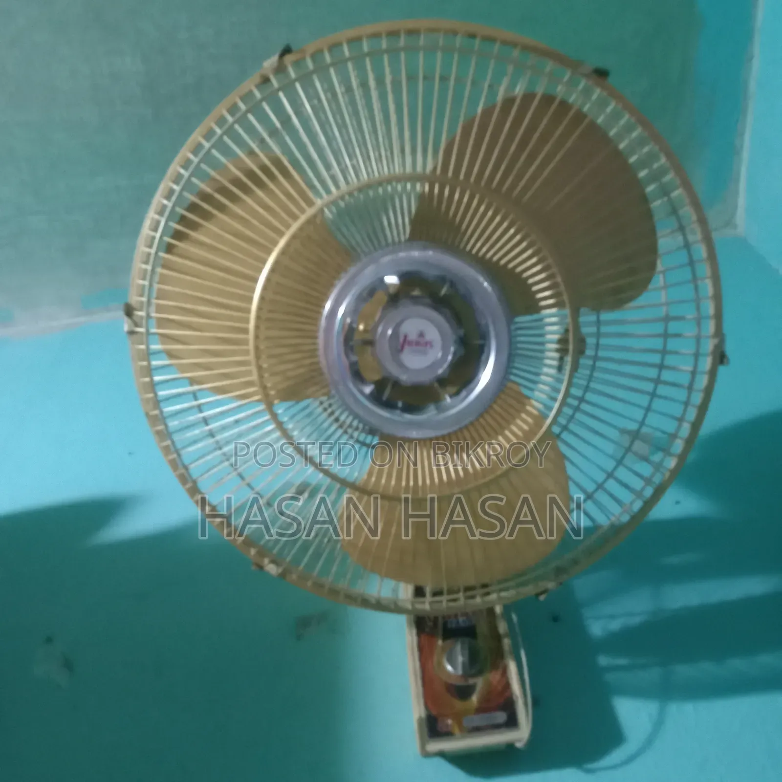 ওয়াল ফেন বিক্রি করা হবে