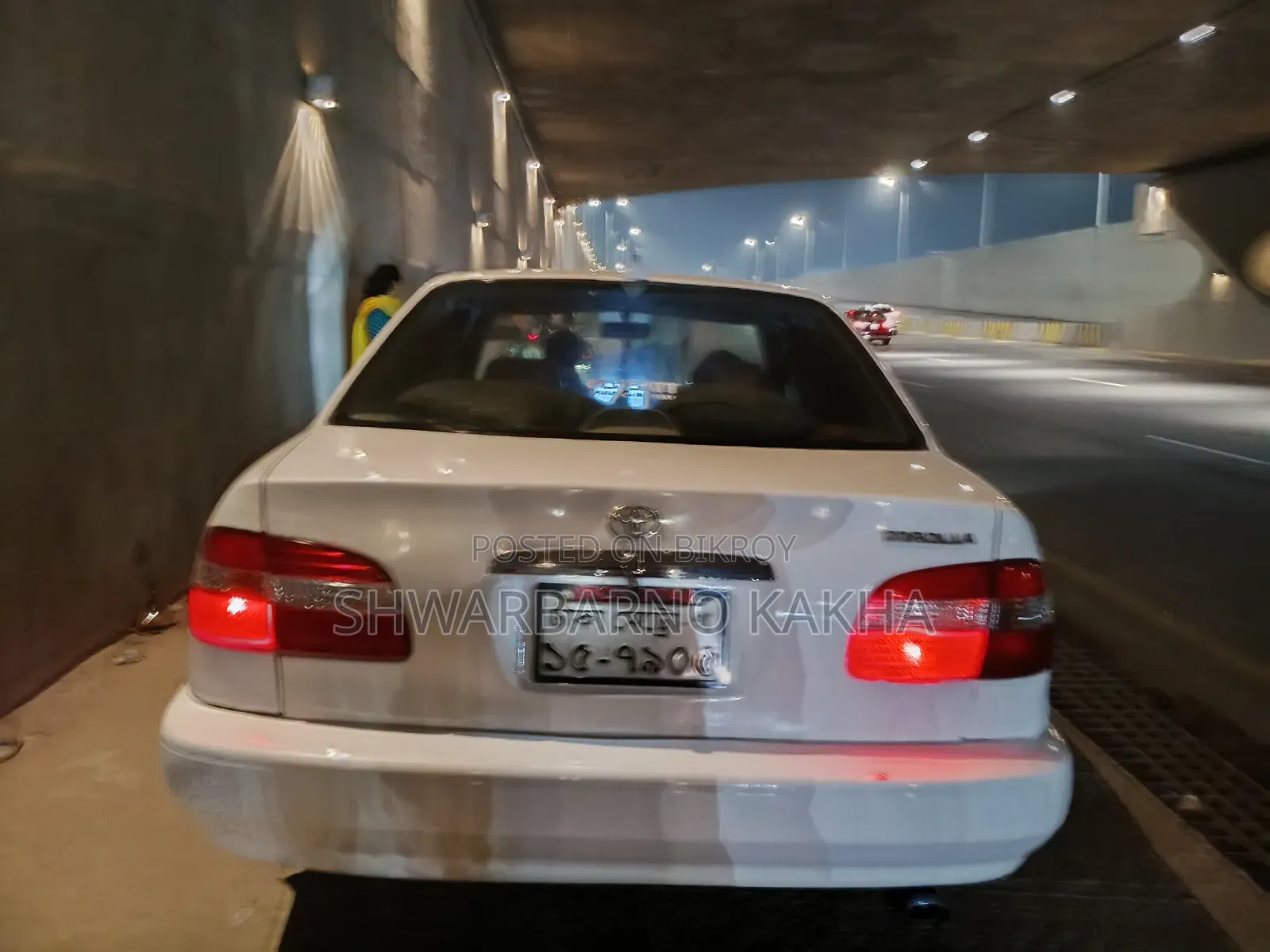 টয়োটা করোল্লা সেডান অটোমেটিক ১৯৯৭ সাদা