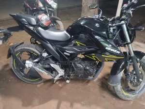 New Suzuki Gixxer 2026 Black