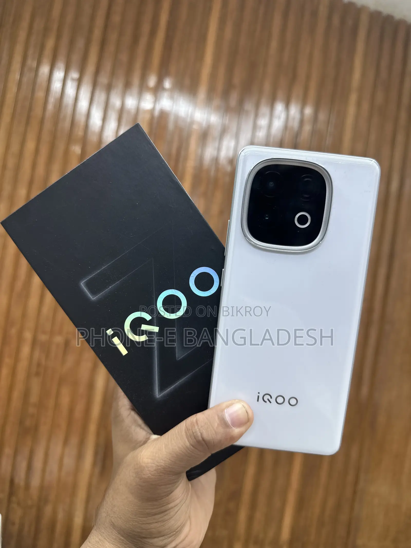 iQOO Z10 256 GB Silver