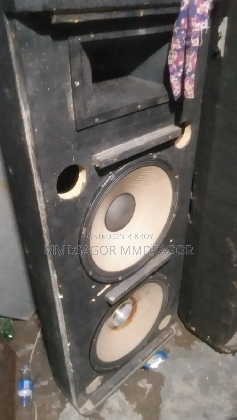 জেবিএল ১৫ স্পিকার